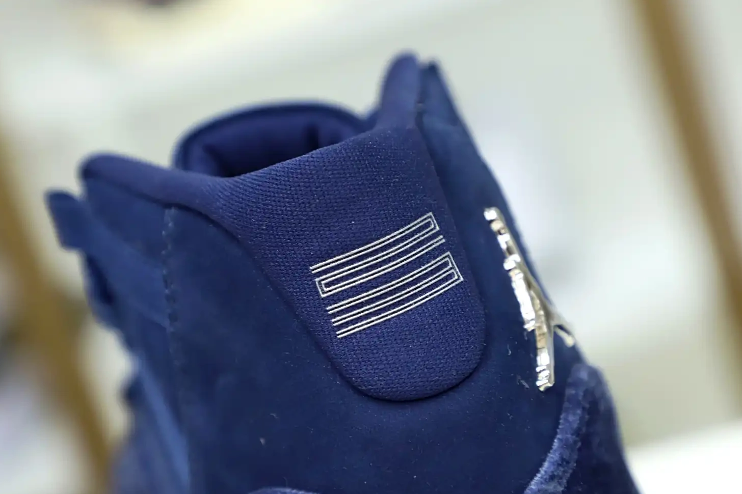 Kimikick MIDNIGHT NAVY RETRO JORDAN AIR 11 0823